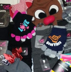 18 pc Winter Bundle for 6.00